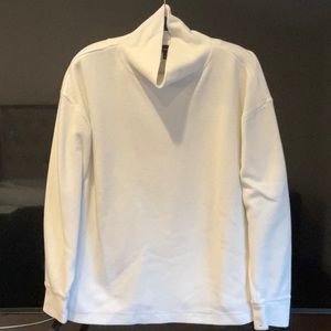 Banana Republic turtleneck white sweater Large